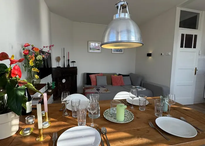 Authentic Sunny Jordaan