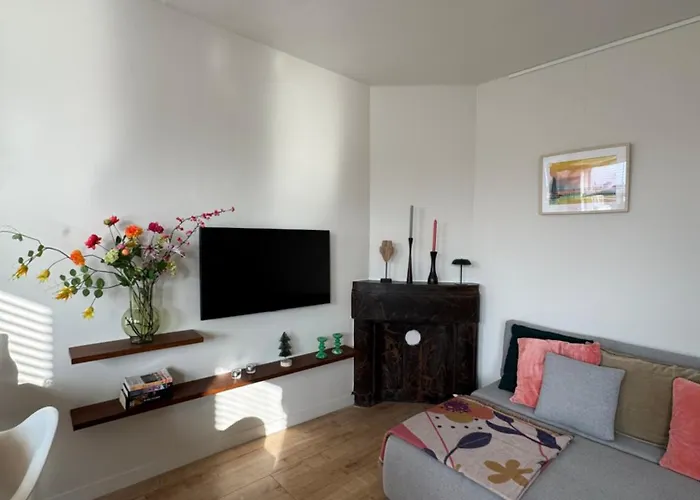 Authentic Sunny Jordaan * أمستردام