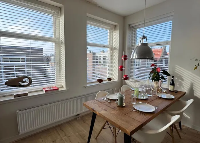 Authentic Sunny Jordaan Апартаменты