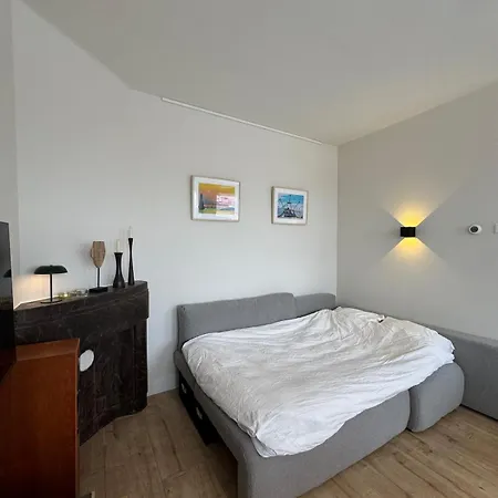 Authentic Sunny Jordaan Апартаменты *