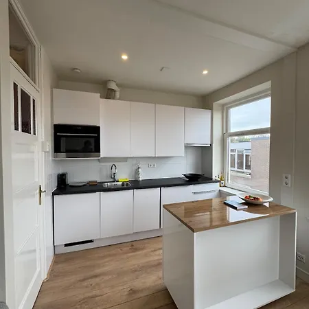 Authentic Sunny Jordaan * Амстердам