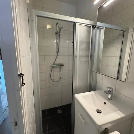 Authentic Sunny Jordaan * Амстердам