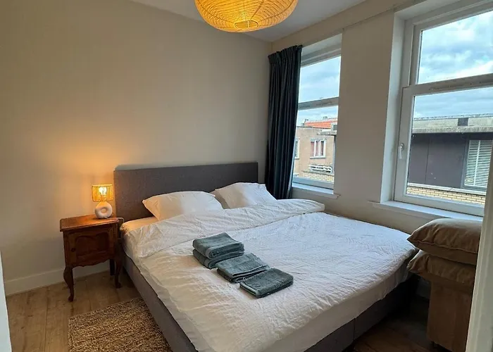 Apartment Authentic Sunny Jordaan