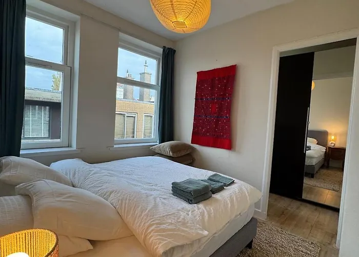 Authentic Sunny Jordaan *